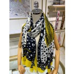 LOUIS VUITTON Pumpkin Print Long Scarf