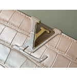 𝐋𝐎𝐔𝐈𝐒𝐕𝐔𝐈𝐓𝐓𝐎𝐍 Flowing Gold Crocodile Pattern M48865