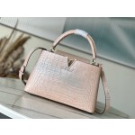 𝐋𝐎𝐔𝐈𝐒𝐕𝐔𝐈𝐓𝐓𝐎𝐍 Flowing Gold Crocodile Pattern M48865