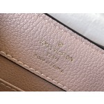 𝐋𝐎𝐔𝐈𝐒𝐕𝐔𝐈𝐓𝐓𝐎𝐍𝐍𝐍𝐈𝐒𝐕𝐔𝐈𝐈𝐓𝐓𝐎𝐍𝐍119865