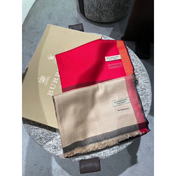 Christmas Burberry's Classic Collection 100% Cashmere