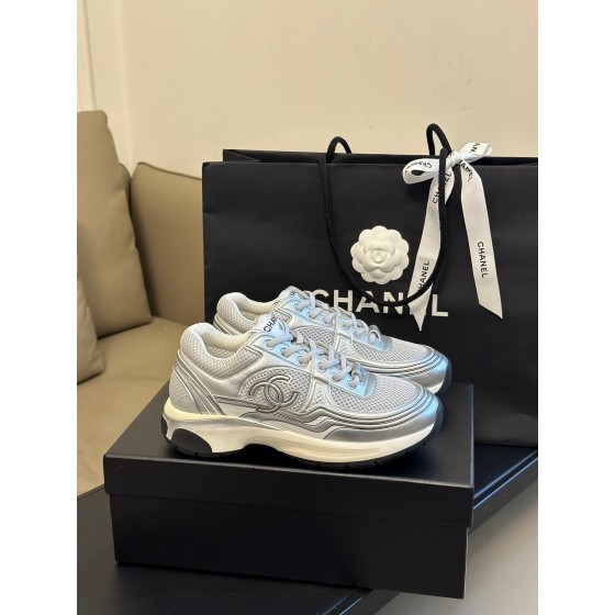 CHANEL King of Golden Horn