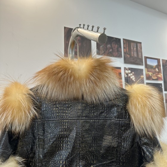 FENDI New Fur G63 (Consult customer service to confirm the size before placing an order for a customized version)