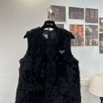 Fendi Xiaohu Sheep Vest G56 (consult customer service to confirm size before placing an order)