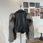 Fendi Fur G23 (consult customer service to confirm size before placing an order)