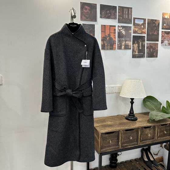 Hermse cashmere coat G12 (consult customer service to confirm size before placing an order)