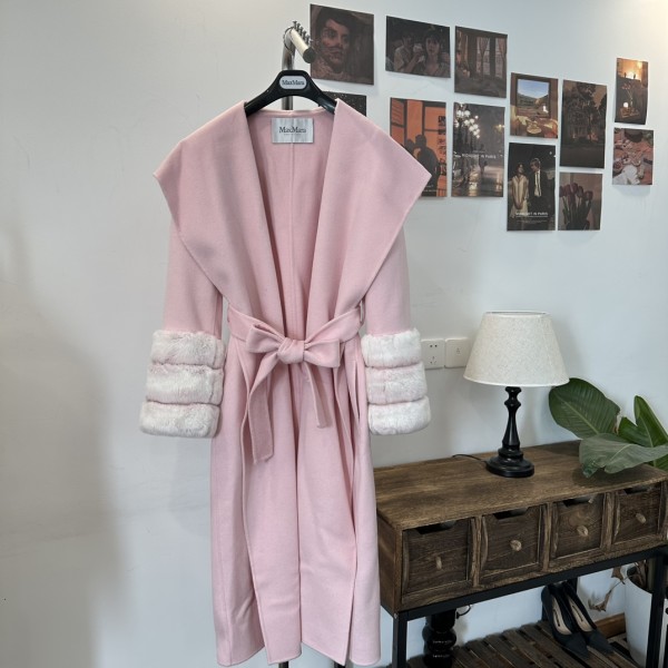 MaxMara cashmere coat (consult customer service to confirm the size before placing a custom order)