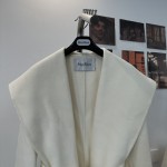 MaxMara cashmere coat (consult customer service to confirm the size before placing a custom order)