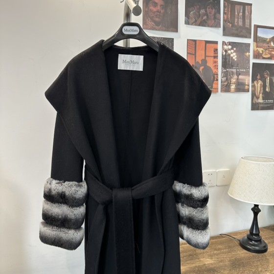 MaxMara cashmere coat (consult customer service to confirm the size before placing a custom order)