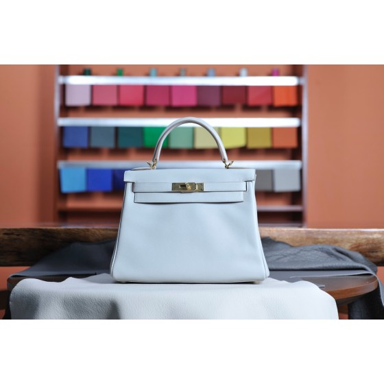 Kelly28 pearl gray gold buckle swift leather