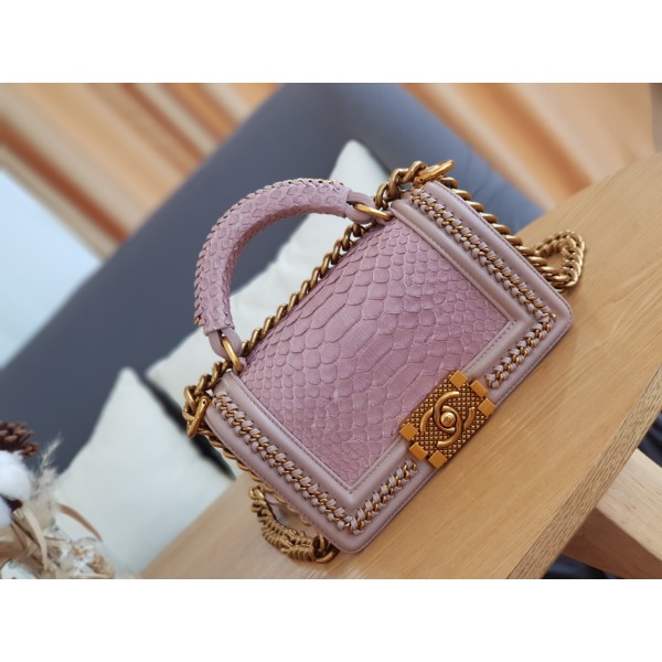 𝗖𝗵𝗮𝗻𝗲𝗹 𝗟𝗲𝗯𝗼𝘆 进口蟒蛇皮 内配小羊皮 最新款重金属手柄包