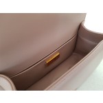 𝗖𝗵𝗮𝗻𝗲𝗹 𝗟𝗲𝗯𝗼𝘆 进口蟒蛇皮 内配小羊皮 最新款重金属手柄包