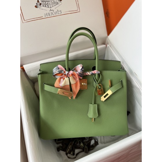 Birkin 30cm avocado green gold buckle  Imported epsom leather hand sewn real shot visible to the naked eye quality