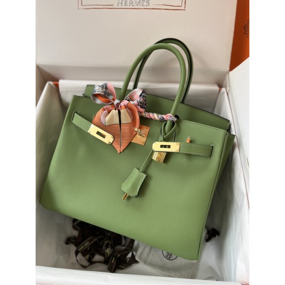 Birkin 30cm avocado green gold buckle  Imported epsom leather hand sewn real shot visible to the naked eye quality