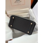 Birkin 30cm black with gold buckle Togo leather Top calfskin Real shooting Quality visible to the naked eye