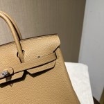 Birkin 25cm original imported Togo calfskin milk tea color gold and silver buckle all handmade beeswax thread stitching
