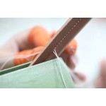 Hermes bag making process：Many special packages need to be completed by customization For example, H