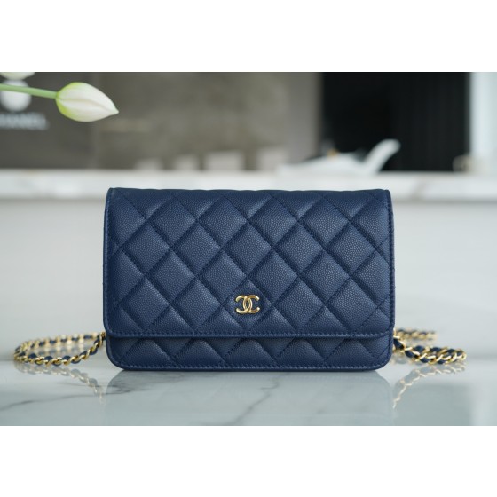 CHANEL𝑾𝒐𝒄 Lucky Bag Entry Classic 𝑾𝒐𝒄 (Magnetic Buckle) Dark Blue Calfskin