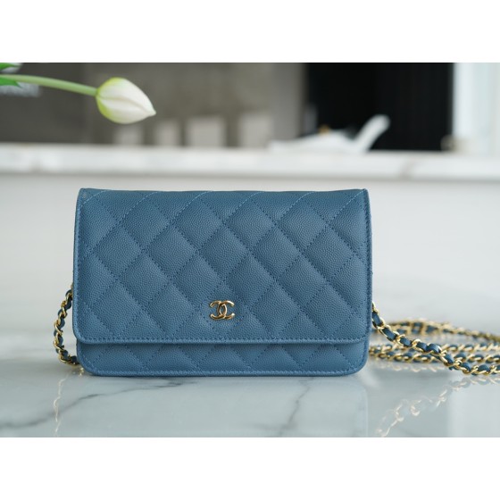 Chanel 𝑾𝒐𝒄 Furry bag entrance classic 𝑾𝒐𝒄𝒄𝒄𝑾𝒐𝒐𝒄 (magnetic buckle) (calfskin) haze blue