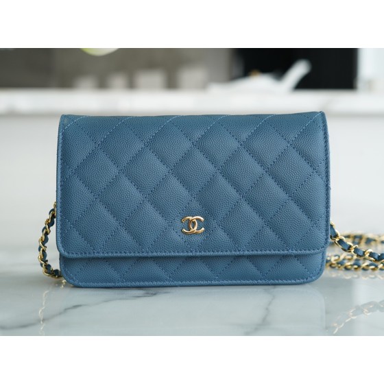 Chanel 𝑾𝒐𝒄 Furry bag entrance classic 𝑾𝒐𝒄𝒄𝒄𝑾𝒐𝒐𝒄 (magnetic buckle) (calfskin) haze blue