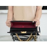 CHANEL 19Bag 𝑾𝒐𝒄 23p gold buckle black