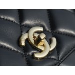 Chanel Trendy cc mouth flap bag lambskin black gold