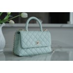 CHANEL 𝑪𝒐𝑪𝒐 𝒉𝒂𝒏𝒅𝒍 𝒆 New cowhide handle small 𝙗𝙖𝙗𝙮 blue