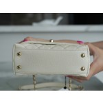 CHANEL 𝑪𝒐𝑪𝒐 𝒉𝒂𝒏𝒅𝒍 𝒆 New cowhide handle 𝗠𝗶𝗡𝗶 Snow White