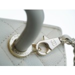 CHANEL 𝑪𝒐𝑪𝒐 𝒉𝒂𝒏𝒅𝒍𝒆 New Cowhide Handle Small Beige