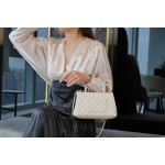 CHANEL 𝑪𝒐𝑪𝒐 𝒉𝒂𝒏𝒅𝒍𝒆 New Cowhide Handle Small White Light Gold🤍