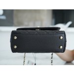 CHANEL 𝑪𝒐𝑪𝒐 𝒉𝒂𝒏𝒅𝒍𝒆 New Cowhide Handle 𝗠𝗶𝗡𝗶𝗡𝗶 Black Gold