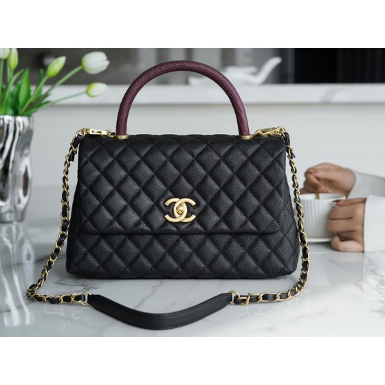 CHANEL 𝐂𝐨𝐂𝐨 𝐇𝐚𝐧𝐝𝐥𝐞 Lizard skin handle Medium Black