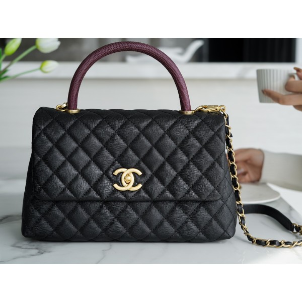 CHANEL 𝐂𝐨𝐂𝐨 𝐇𝐚𝐧𝐝𝐥𝐞 Lizard skin handle Medium Black