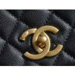 CHANEL 𝐂𝐨𝐂𝐨 𝐇𝐚𝐧𝐝𝐥𝐞 Lizard skin handle Medium Black