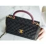 CHANEL 𝐂𝐨𝐂𝐨 𝐇𝐚𝐧𝐝𝐥𝐞 Lizard skin handle Medium Black