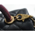 CHANEL 𝐂𝐨𝐂𝐨 𝐇𝐚𝐧𝐝𝐥𝐞 Lizard skin handle Medium Black