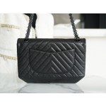 𝗖𝗵𝗮𝗻𝗲𝗹 Replica ❷. ❺❺ V pattern Small Black