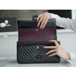 𝗖𝗵𝗮𝗻𝗲𝗹 Replica ❷. ❺❺ V pattern Large Black