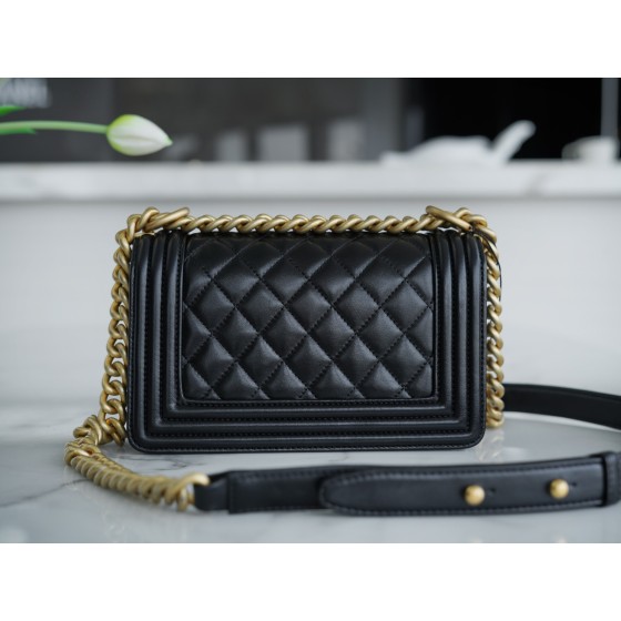 𝗖𝗵𝗮𝗻𝗲𝗹 𝗟𝗲𝗯𝗼 𝘆Italy 🇮🇹GR original lambskin：Small Black Gold