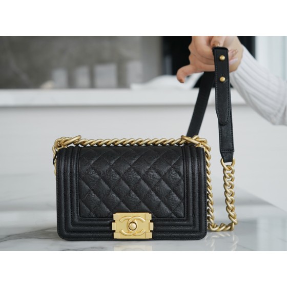 𝗖𝗵𝗮𝗻𝗲𝗹 𝗟𝗲𝗯𝗼𝘆 Imported custom caviar calfskin:Small ball pattern Small Black Gold