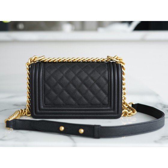 𝗖𝗵𝗮𝗻𝗲𝗹 𝗟𝗲𝗯𝗼𝘆 Imported custom caviar calfskin:Large ball pattern Small Black Gold