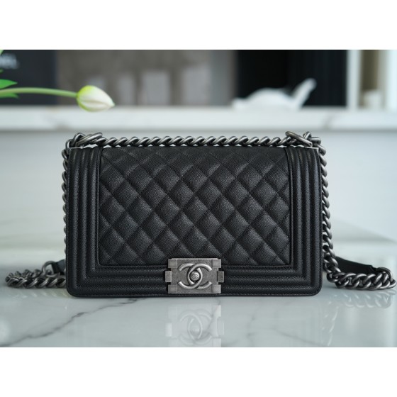 𝗖𝗵𝗮𝗻𝗲𝗹 𝗟𝗲𝗯𝗼𝘆 Imported custom caviar calfskin:Small ball pattern Medium Black Silver