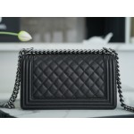 𝗖𝗵𝗮𝗻𝗲𝗹 𝗟𝗲𝗯𝗼𝘆 Imported custom caviar calfskin:Small ball pattern Medium Black Silver