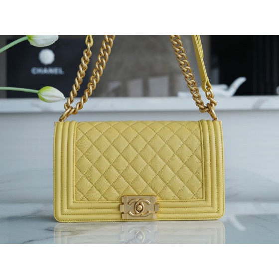 𝗖𝗵𝗮𝗻𝗲𝗹 𝗟𝗲𝗯𝗼𝘆  Original "INCAS" lychee grain calfskin：Medium Lemon Yellow