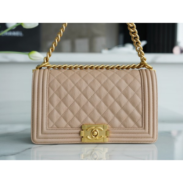 𝗖𝗵𝗮𝗻𝗲𝗹 𝗟𝗲𝗯𝗼𝘆 原厂《INCAS》荔枝纹胎牛皮：中号 奶茶杏