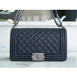 𝗖𝗵𝗮𝗻𝗲𝗹 𝗟𝗲𝗯𝗼𝘆 原厂《INCAS》荔枝纹胎牛皮：中号 古银  深蓝