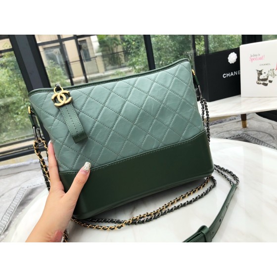 𝗖𝗵𝗮𝗻𝗲𝗹 𝗚𝗮𝗯𝗿𝗶𝗲𝗹𝗲❥ classic stray bag Italy 🇮🇹 "Montebello" original cowhide：Medium Cuba Green