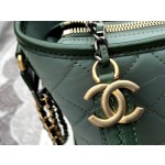 𝗖𝗵𝗮𝗻𝗲𝗹 𝗚𝗮𝗯𝗿𝗶𝗲𝗹𝗲❥ classic stray bag Italy 🇮🇹 "Montebello" original cowhide：Medium Cuba Green