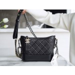 𝗖𝗵𝗮𝗻𝗲𝗹 𝗚𝗮𝗯𝗿𝗶𝗲𝗹𝗲❥ classic stray bag Italy 🇮🇹 "Montebello" original cowhide：Small  Black