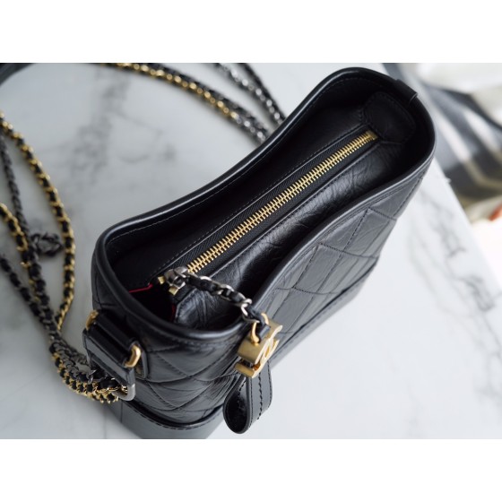 𝗖𝗵𝗮𝗻𝗲𝗹 𝗚𝗮𝗯𝗿𝗶𝗲𝗹𝗲❥ classic stray bag Italy 🇮🇹 "Montebello" original cowhide：Small  Black